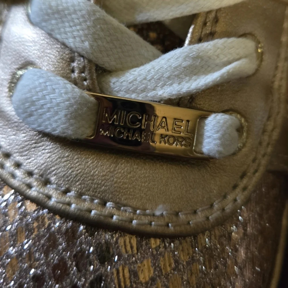 Michael Kors Osaka Rose Gold Sneakers NWOB - Picture 11 of 17